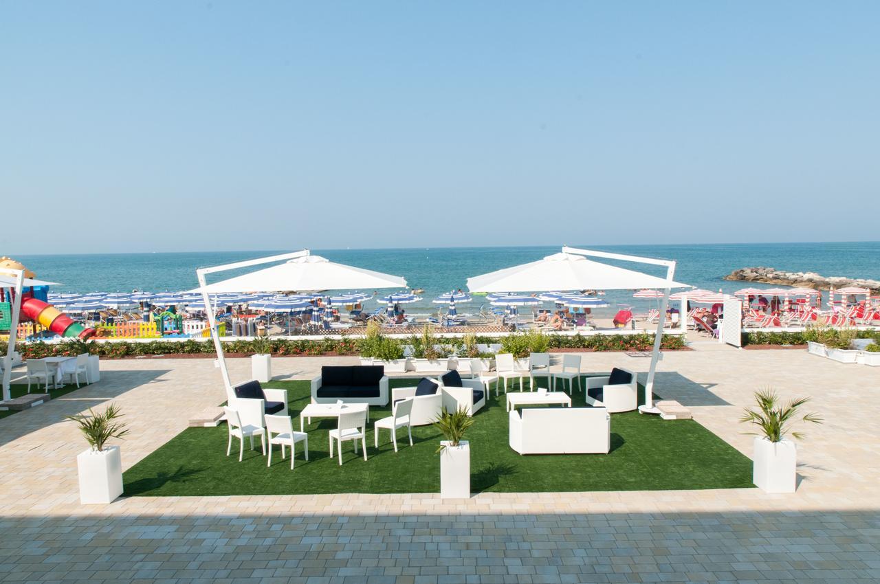 Lungomare Relax Residence Misano Adriatico Exterior foto